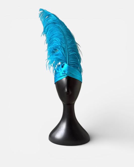 TURBAN WITH FEATHER